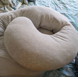 Pregnancy Pillow